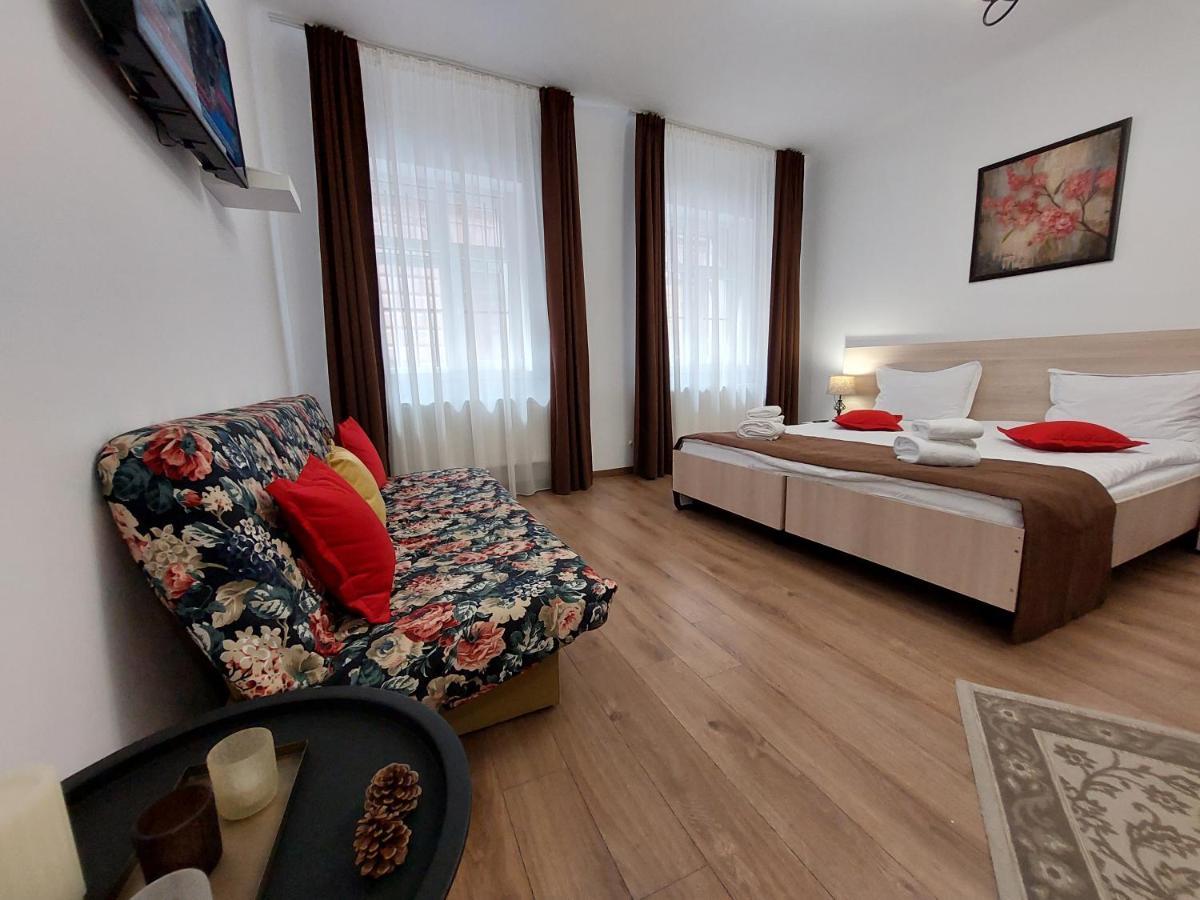 Casa Roth Appartement Braşov Buitenkant foto